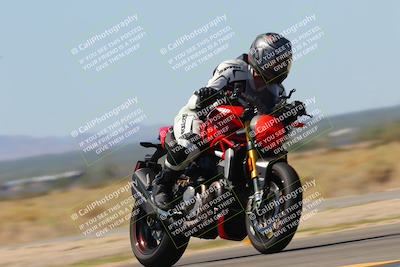 media/Sep-25-2023-Moto Forza (Mon) [[81ffa65e0a]]/B-C Group/Session 3 (Turns 16 and 17 Exit)/